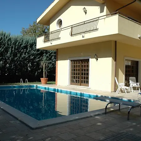 Rollo Garden Bed & Breakfast *